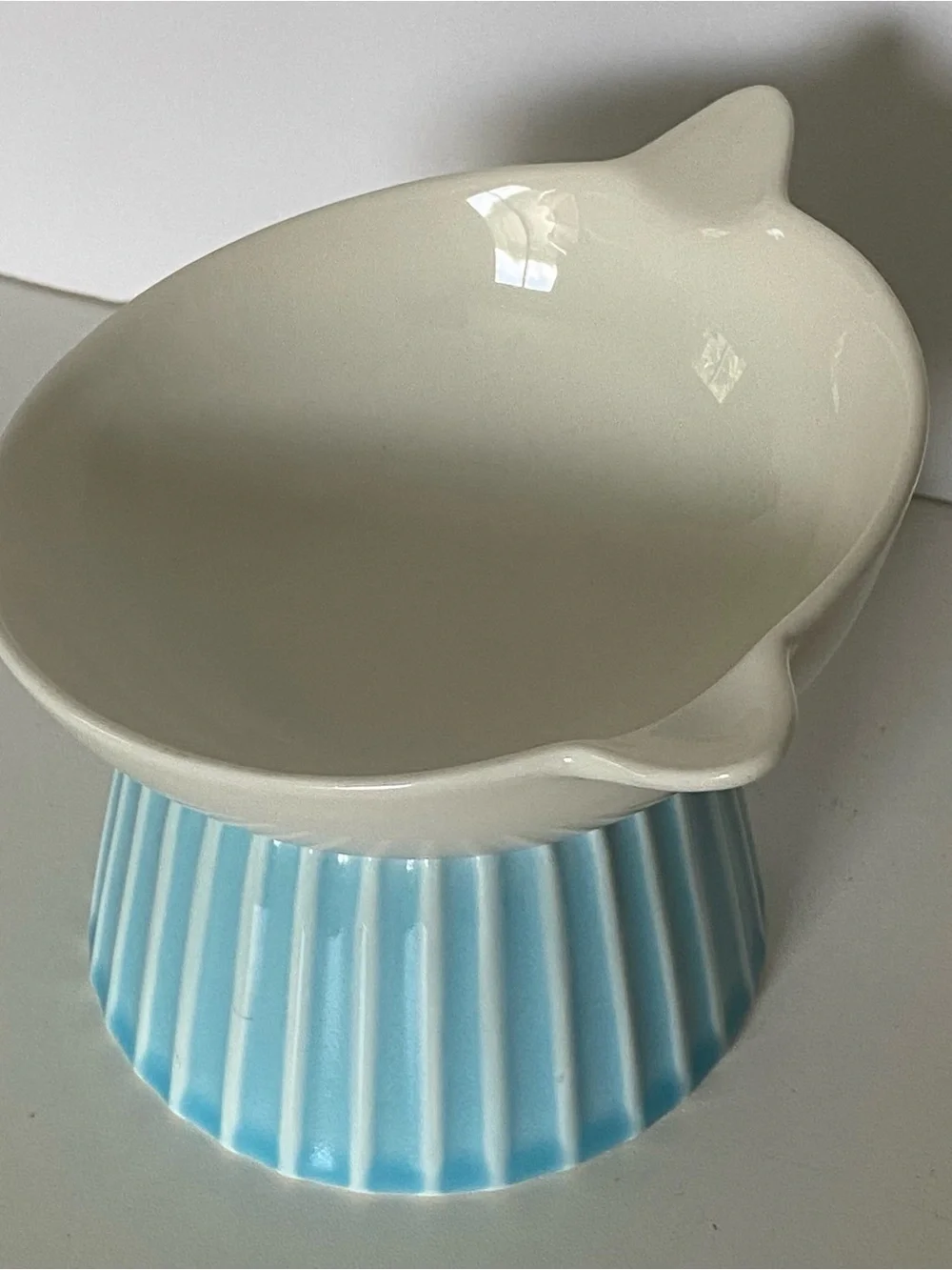 Raised Cat Food Bowl Pedestal Face Ears White Aqua Porcelain Water Dish Ceramic